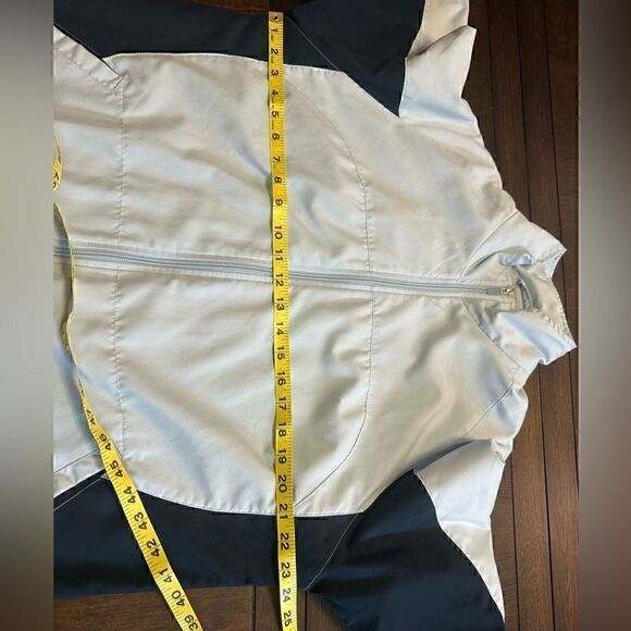 Nike XL (16-18) Women’s Full ZIP Light Blue Jacket - Picture 7 of 7